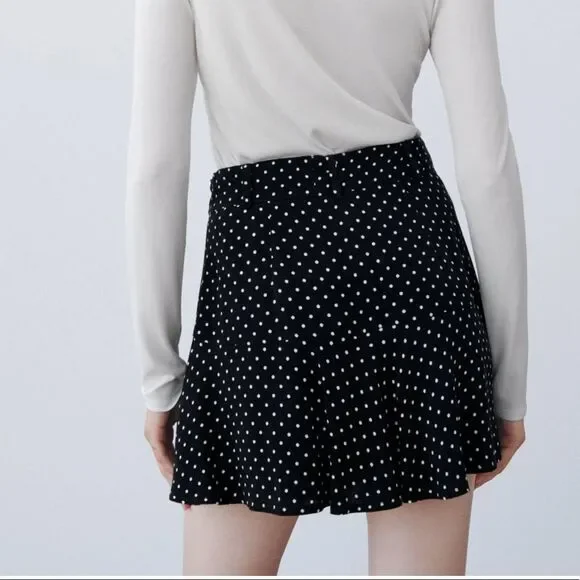 ZARA POLKA DOT BOW TRIM SKORT BLACK SMALL - Picture 3 of 6